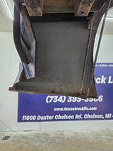1999-2007 Chevrolet Silverado / GMC Sierra 1500 5' 8" Short Truck Bed