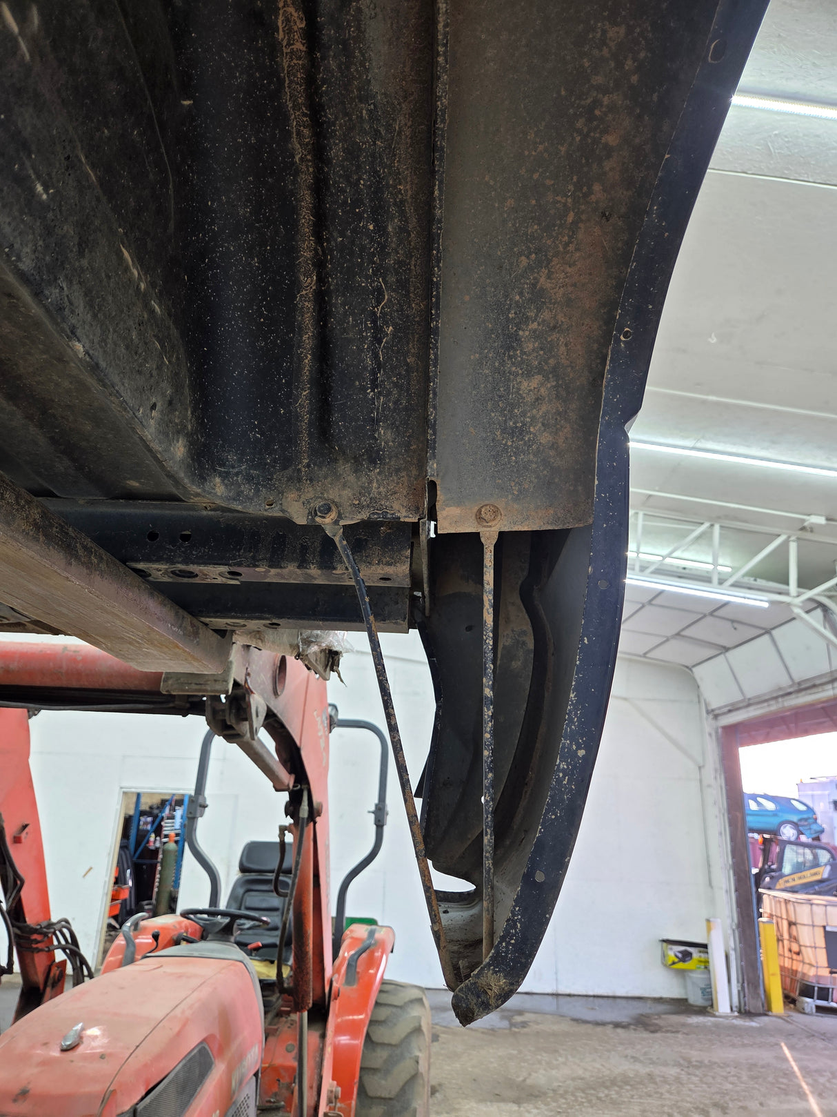 1999-2007 Chevrolet Silverado / GMC Sierra 1500 5' 8" Short Truck Bed