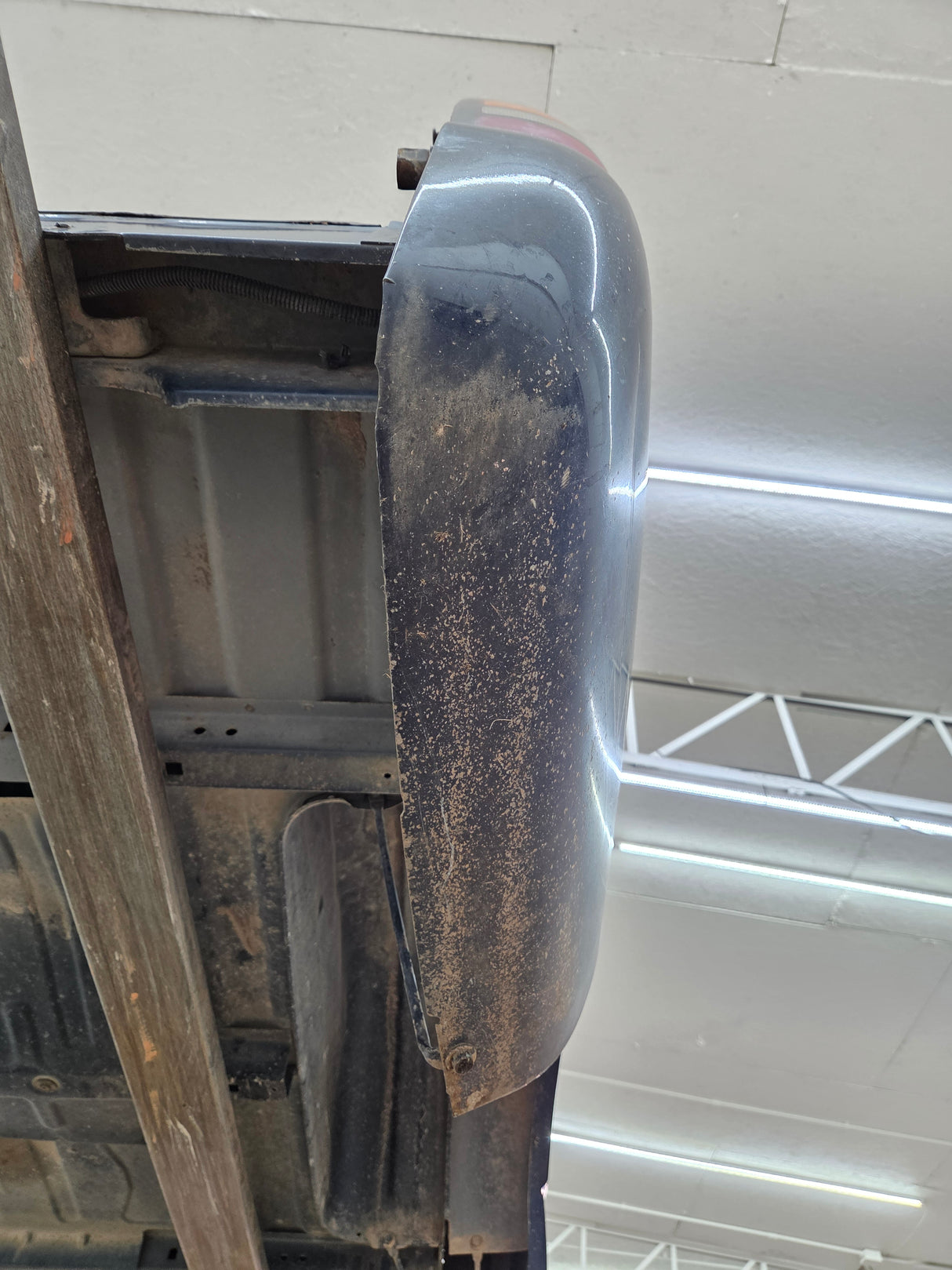 1999-2007 Chevrolet Silverado / GMC Sierra 1500 5' 8" Short Truck Bed