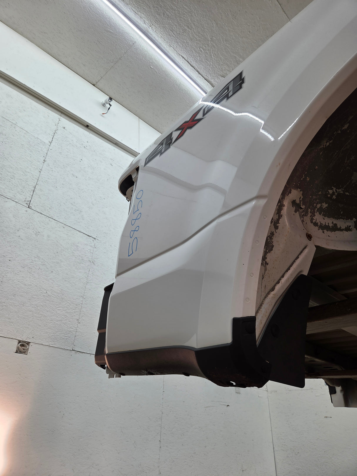 2017-2022 Ford F250 F350 Super Duty 6' 9" Short Truck Bed