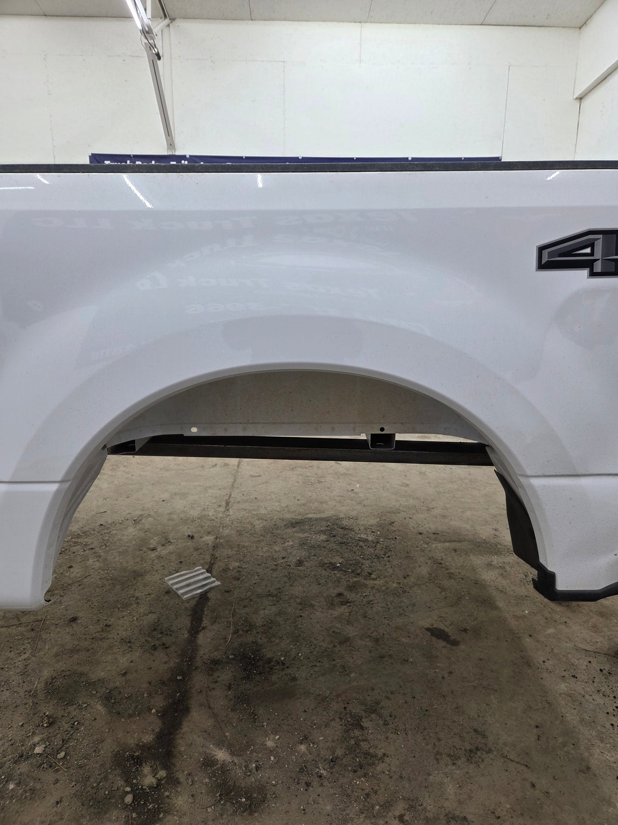 2017-2022 Ford F250 F350 Super Duty 6' 9" Short Truck Bed