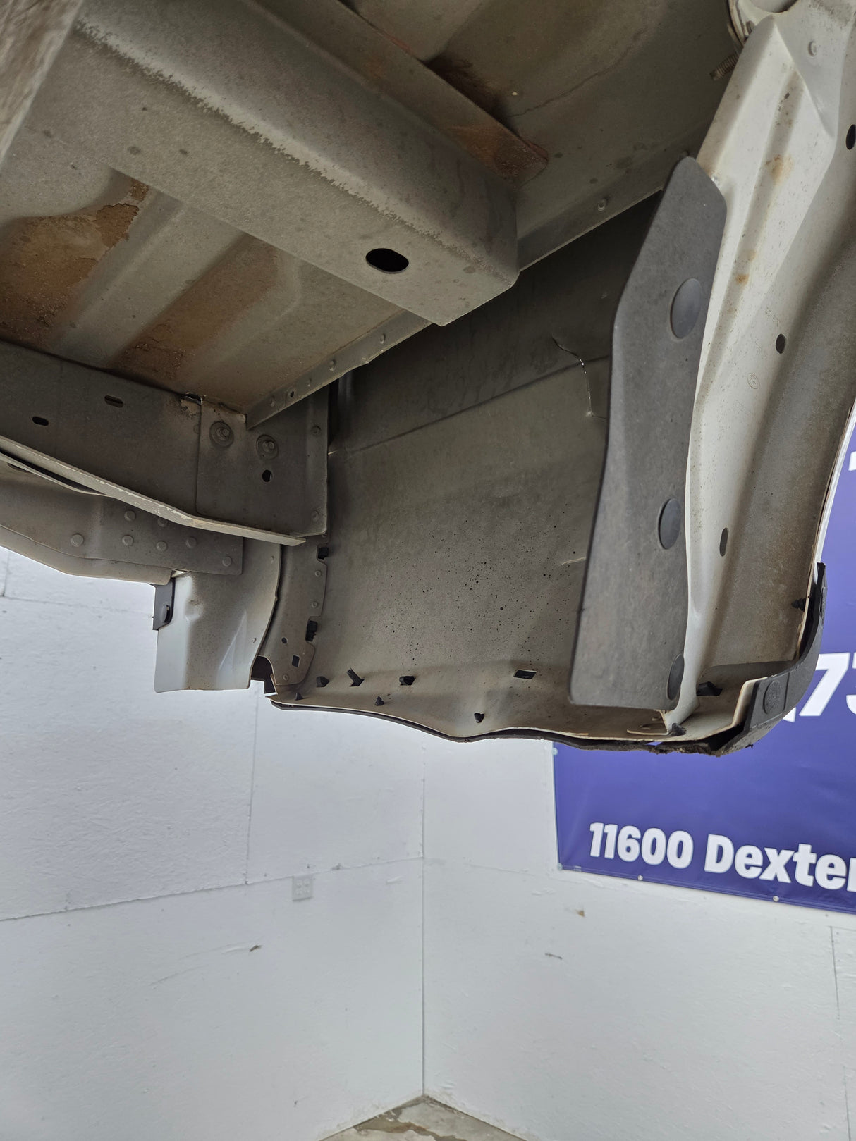 2017-2022 Ford F250 F350 Super Duty 6' 9" Short Truck Bed