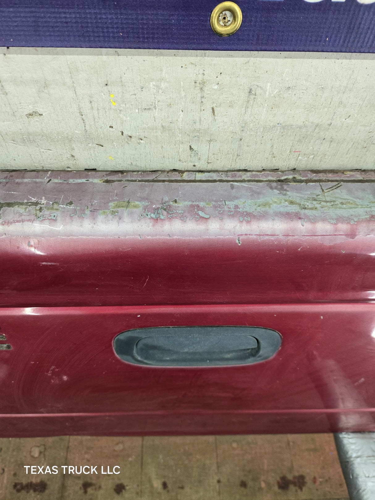1997-2004 Dodge Dakota 2nd Gen Truck Tailgate