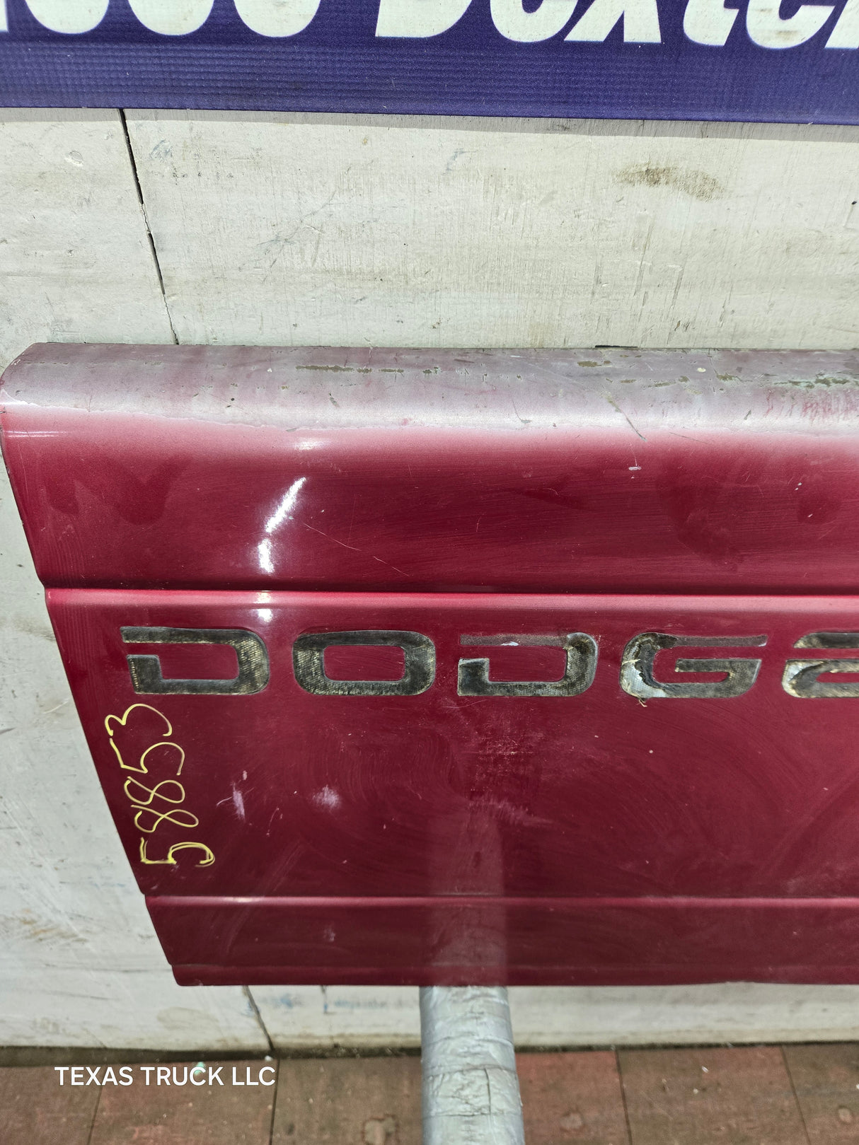 1997-2004 Dodge Dakota 2nd Gen Truck Tailgate