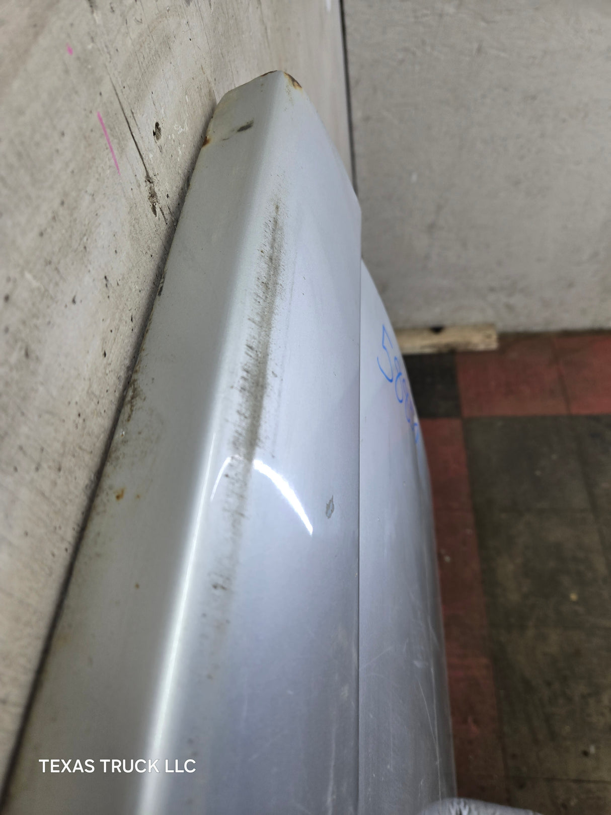 1995-2004 Toyota Tacoma Tailgate - Silver