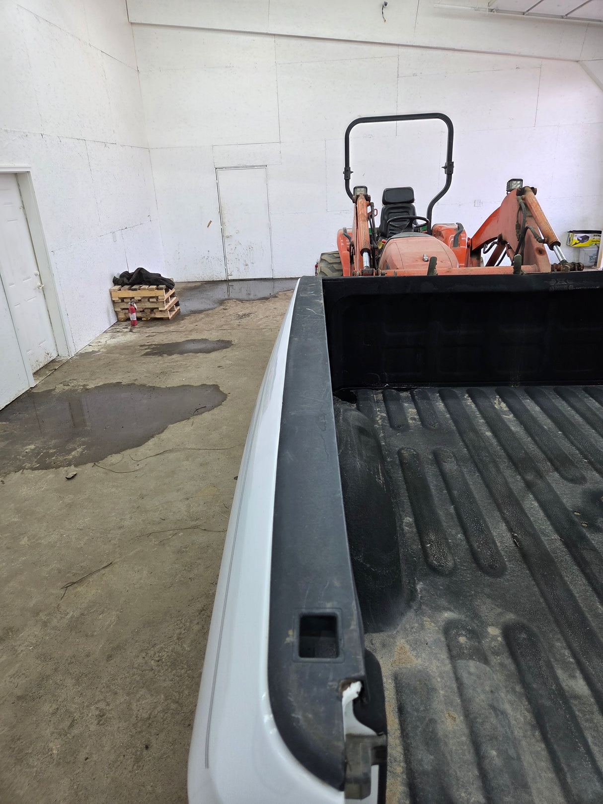 2009-2018 Dodge Ram 4th Gen 1500 2500 3500 6' 4" Short Truck Bed
