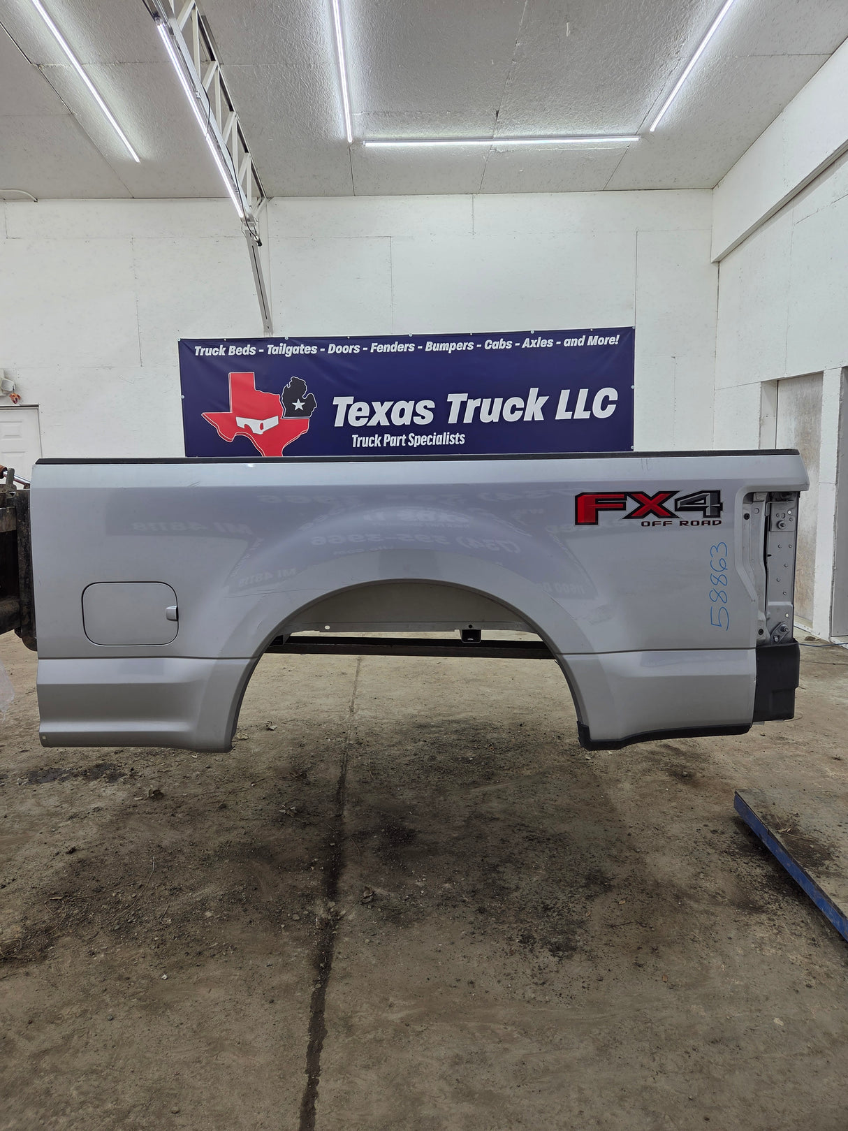 2017-2022 Ford F250 F350 Super Duty 6' 9" Short Truck Bed