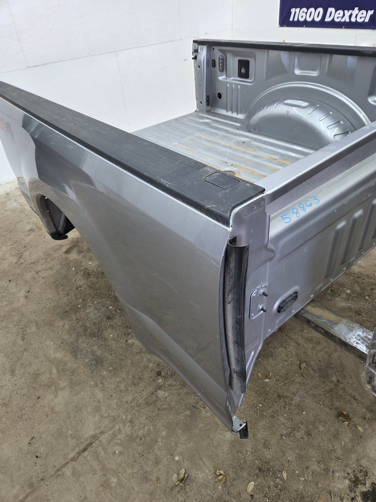 2017-2022 Ford F250 F350 Super Duty 6' 9" Short Truck Bed