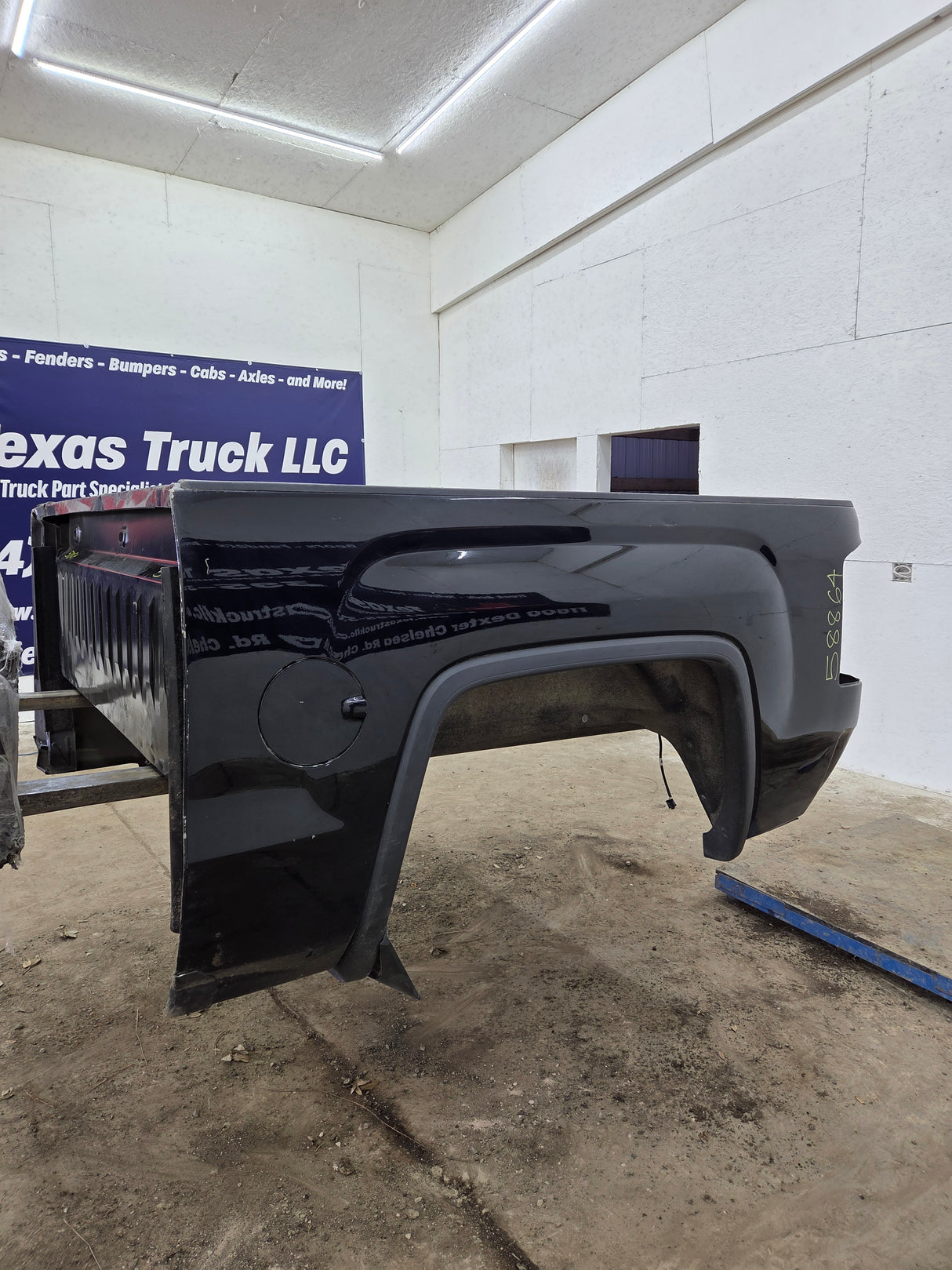 2014-2019 GMC Sierra 1500 5' 8" Short Bed