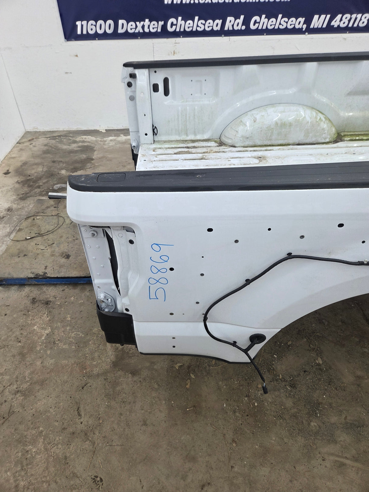 2017-2022 Ford Super Duty F350 F450 F550 8' Dually Bed