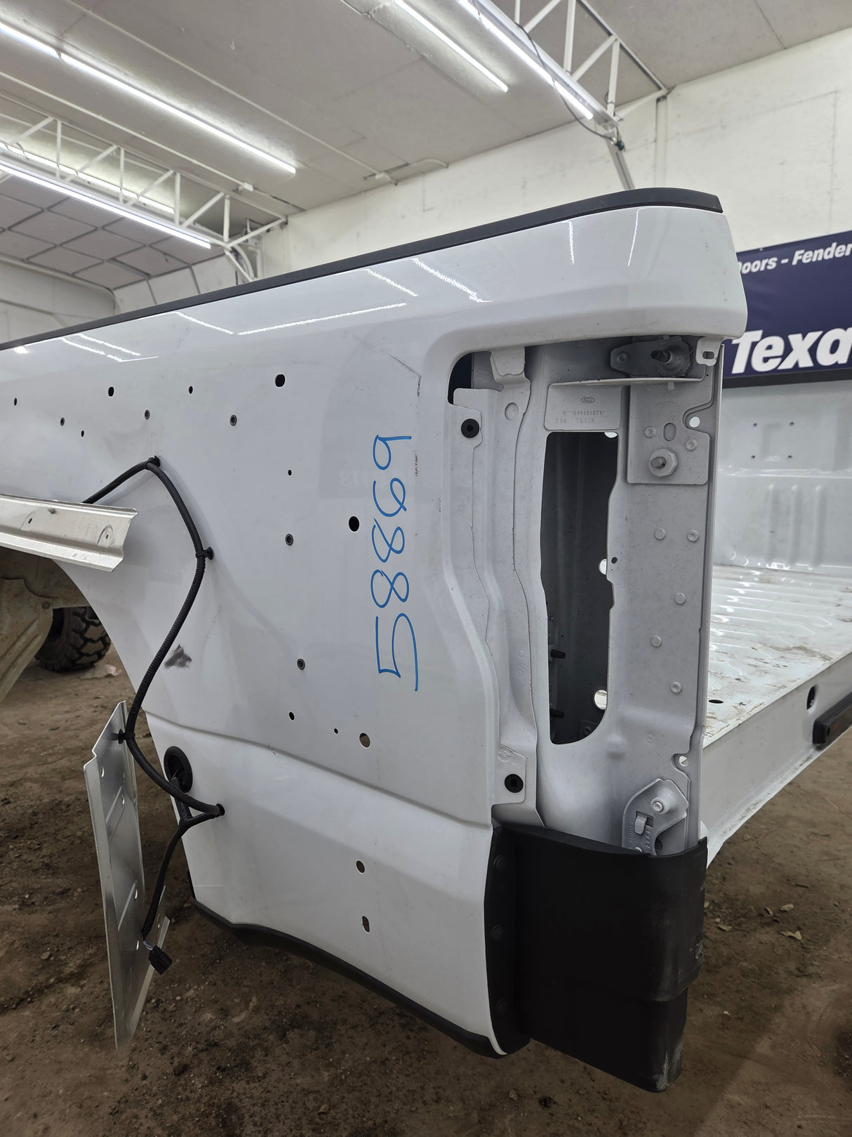 2017-2022 Ford Super Duty F350 F450 F550 8' Dually Bed