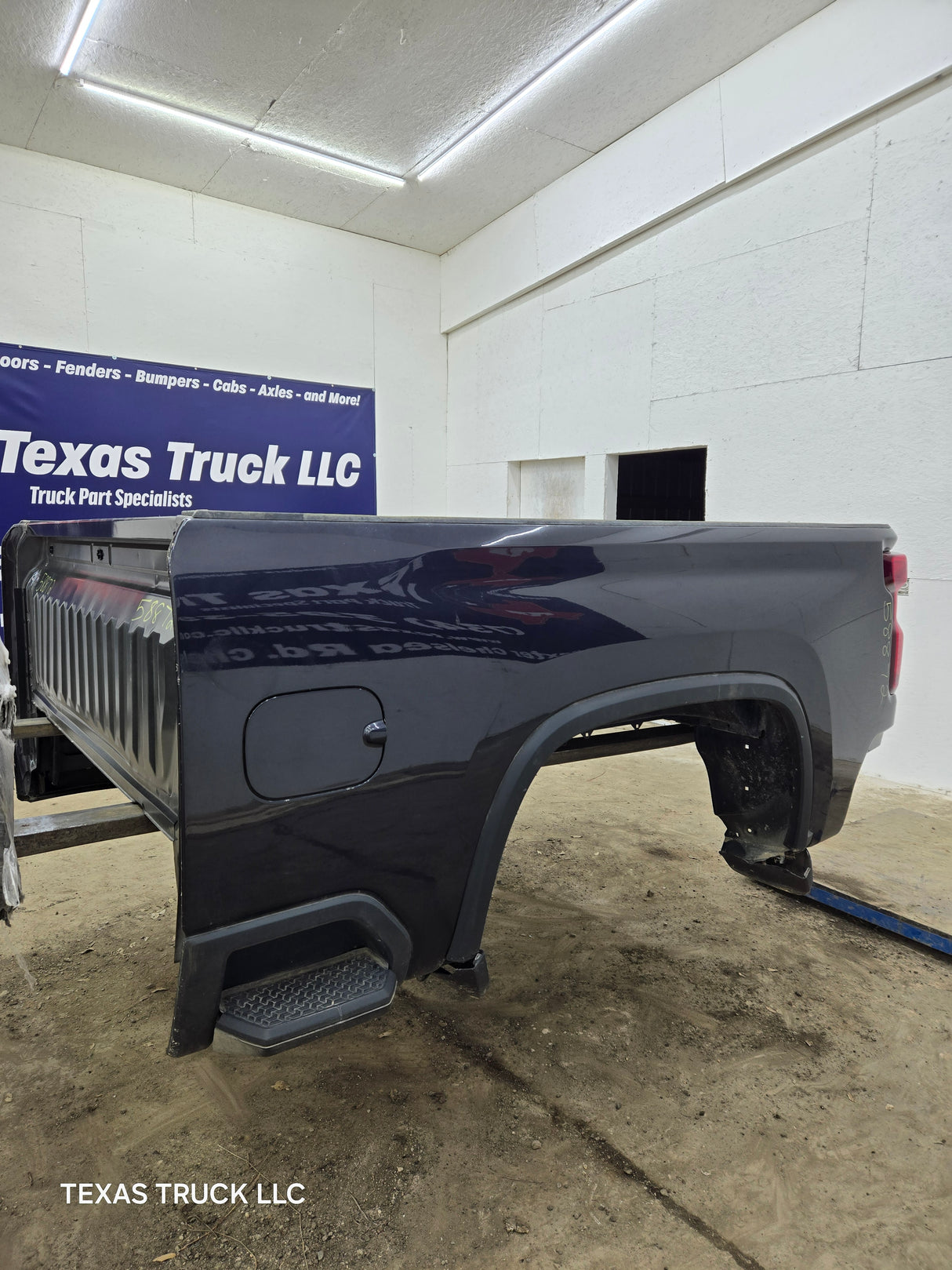 2019-2025 Chevrolet Silverado 2500 3500 HD 6' 6" Short Truck Bed