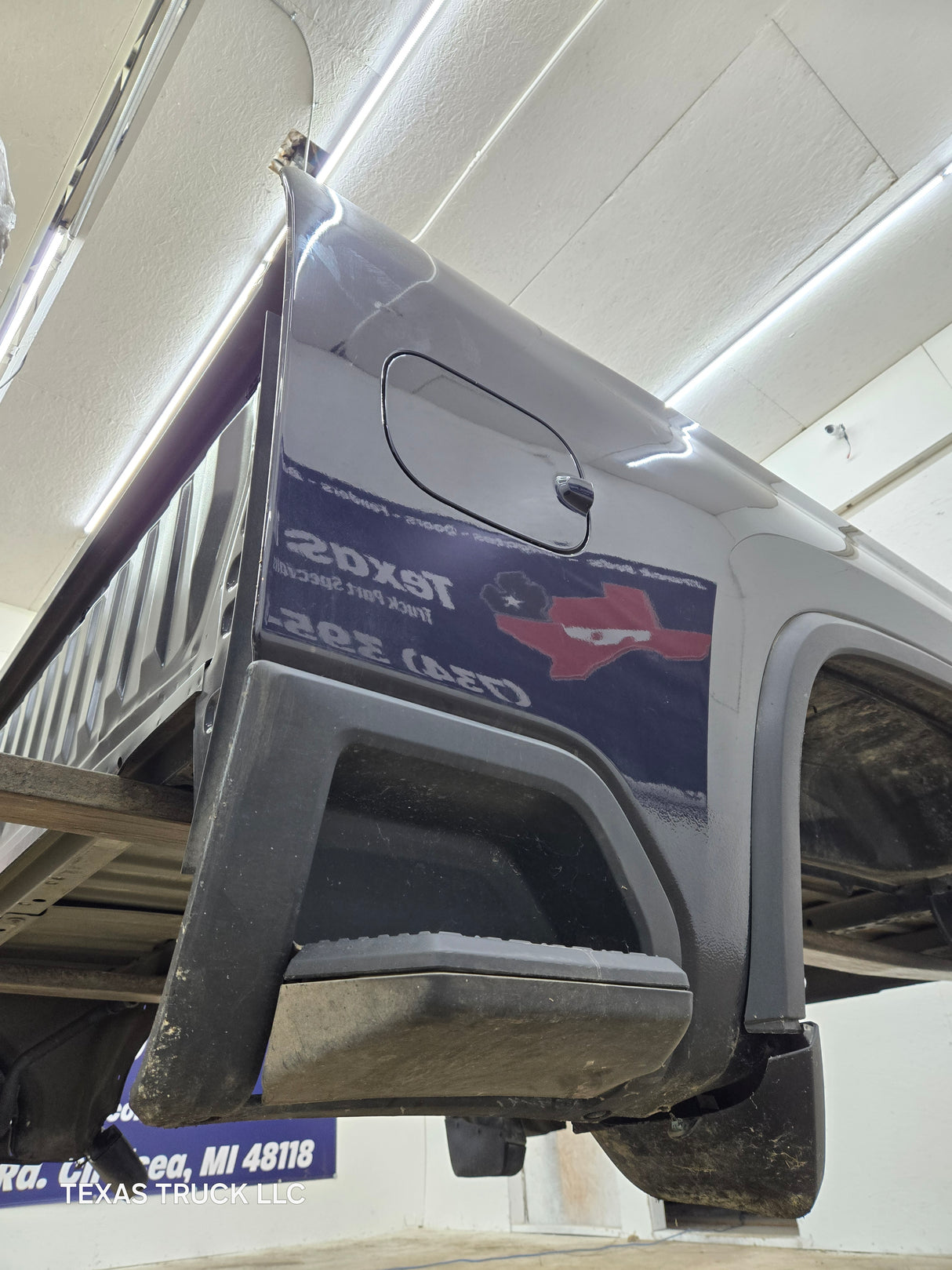 2019-2025 Chevrolet Silverado 2500 3500 HD 6' 6" Short Truck Bed