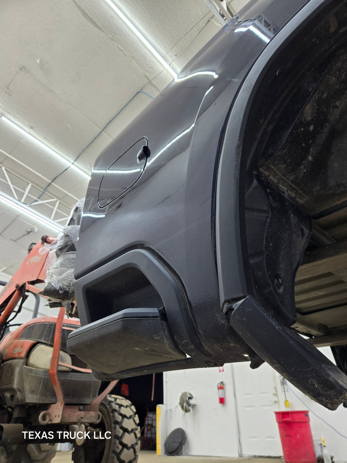 2019-2025 Chevrolet Silverado 2500 3500 HD 6' 6" Short Truck Bed