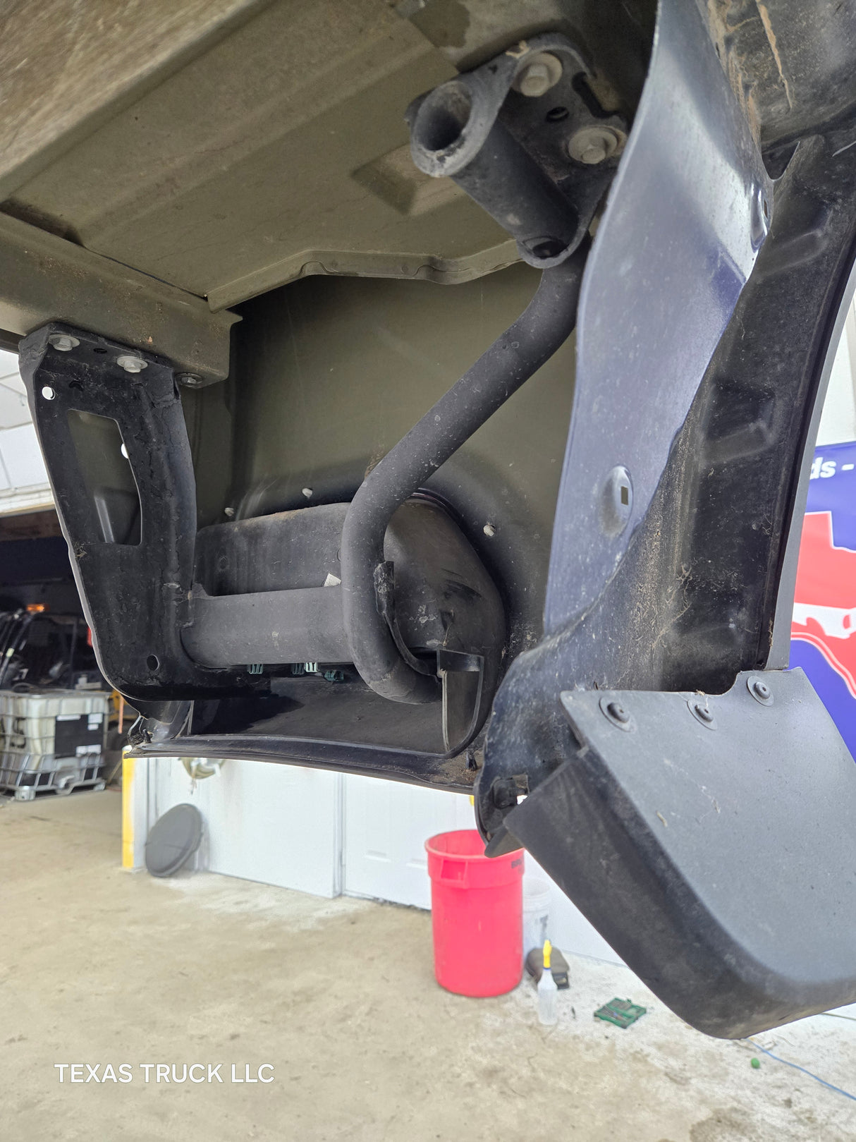 2019-2025 Chevrolet Silverado 2500 3500 HD 6' 6" Short Truck Bed