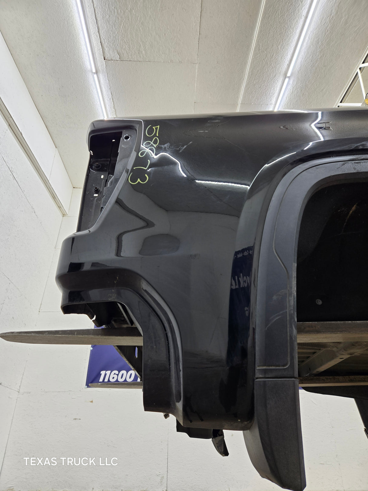2019-2023 GMC Sierra 1500 5' 9" Short Truck Bed