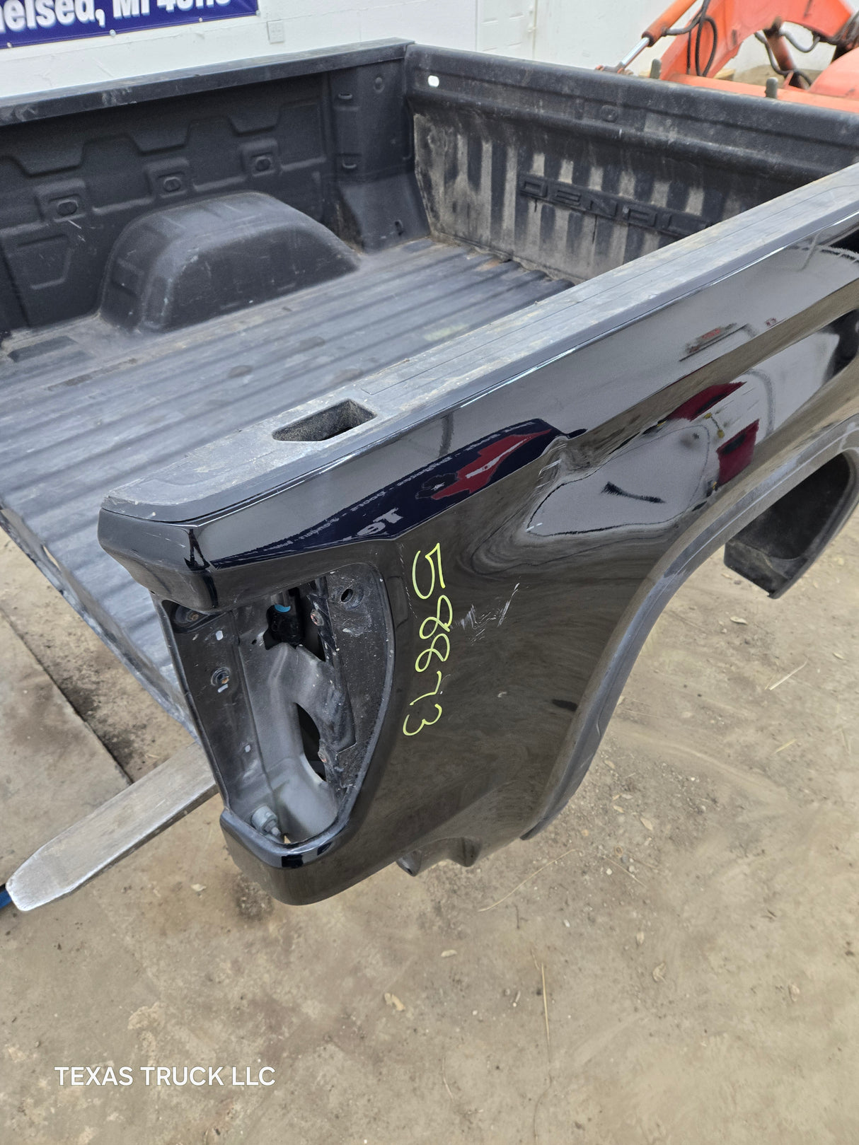 2019-2023 GMC Sierra 1500 5' 9" Short Truck Bed