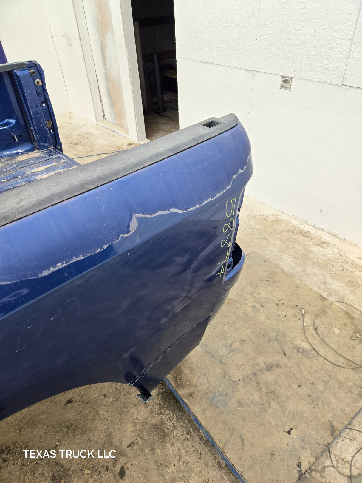 2009-2018 Dodge Ram 4th Gen 1500 2500 3500 6' 4" Short Truck Bed