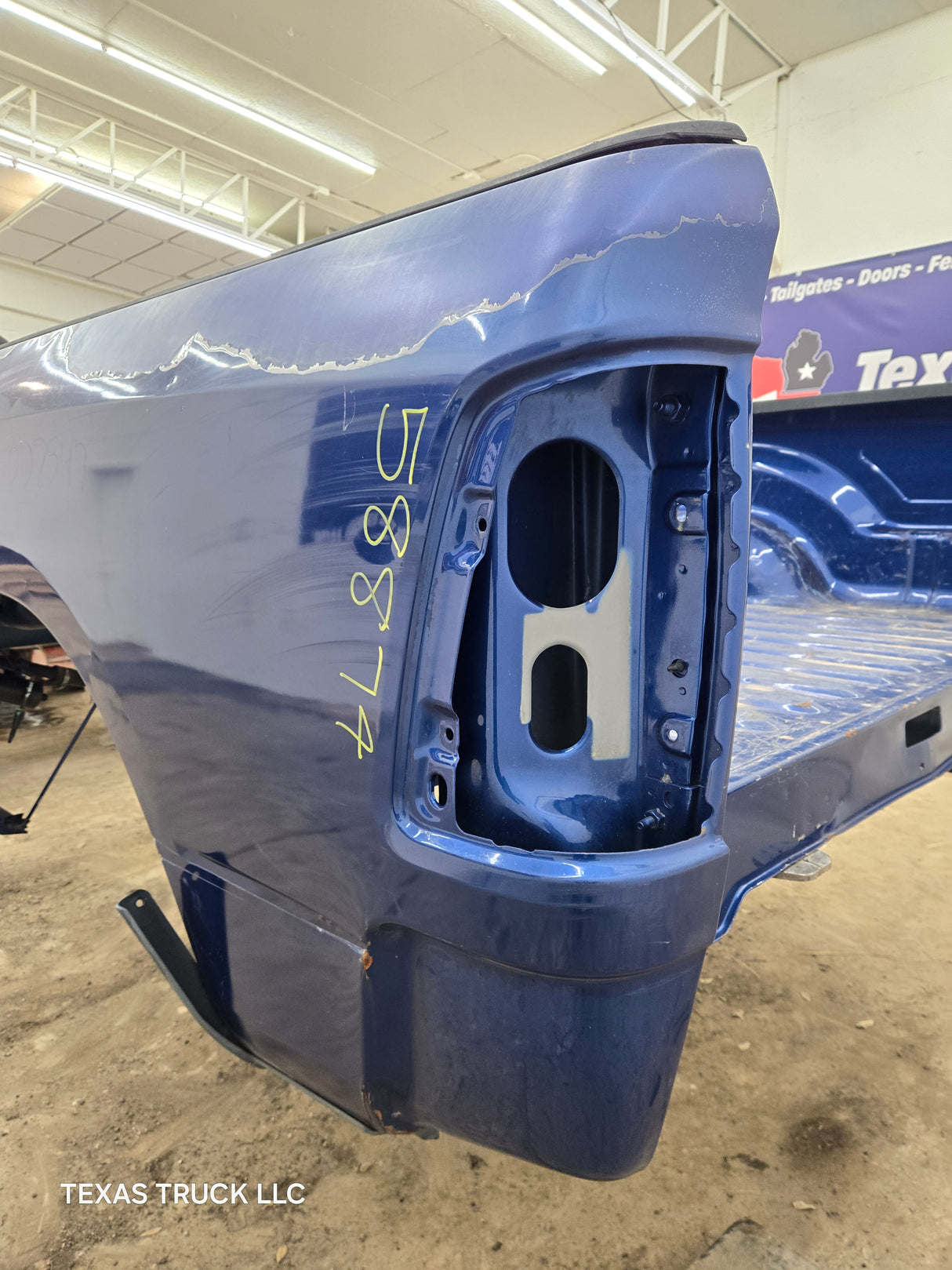 2009-2018 Dodge Ram 4th Gen 1500 2500 3500 6' 4" Short Truck Bed