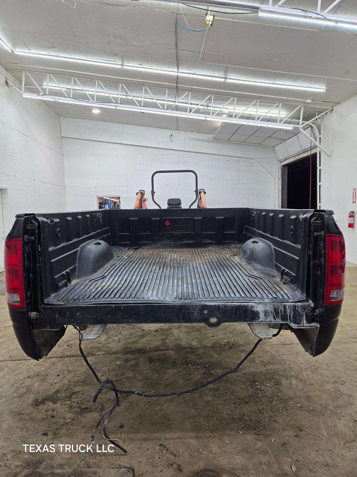2003-2008 Dodge Ram 1500 2500 3500 3rd Gen 6' 4" Short Truck Bed