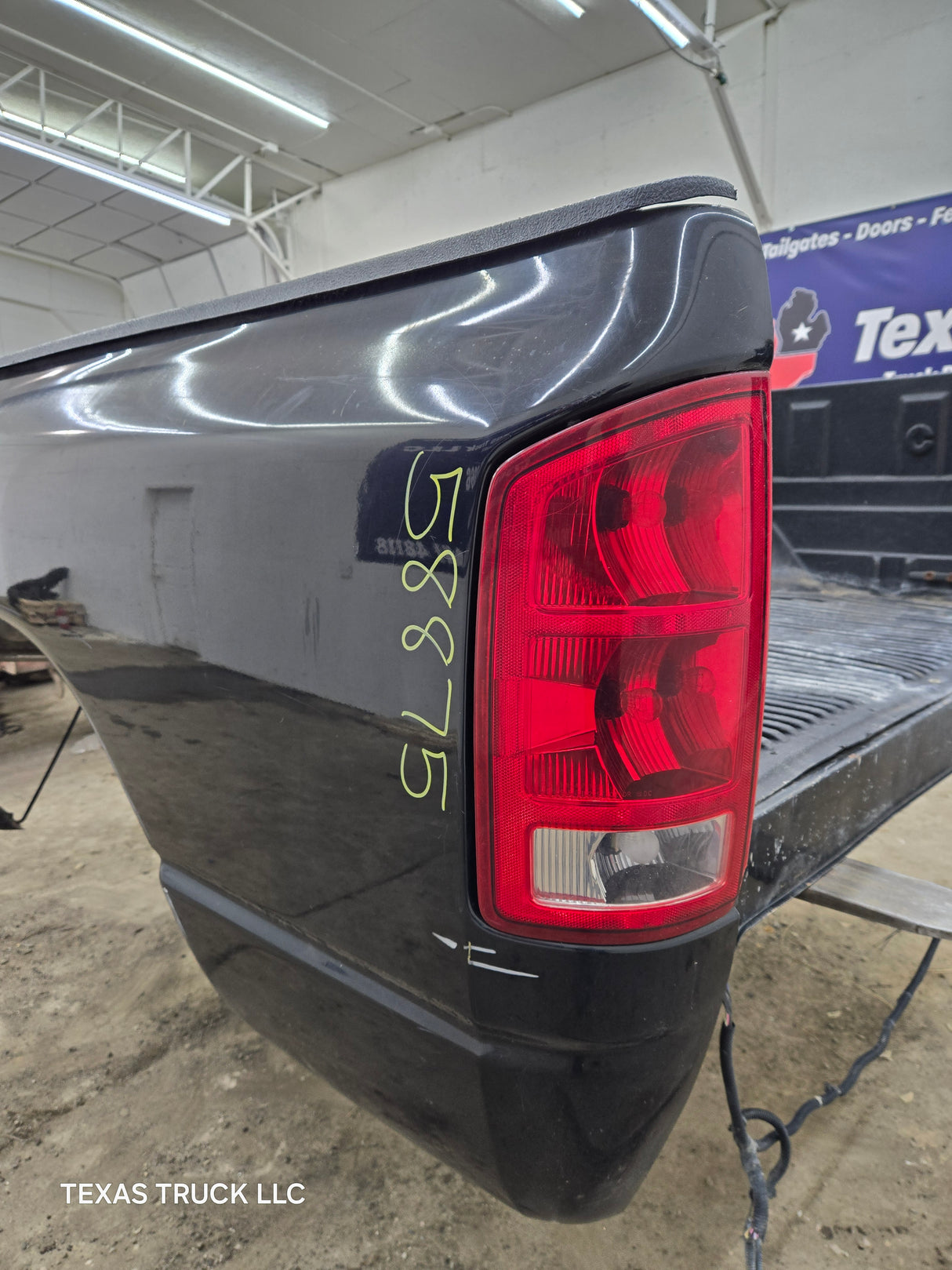2003-2008 Dodge Ram 1500 2500 3500 3rd Gen 6' 4" Short Truck Bed