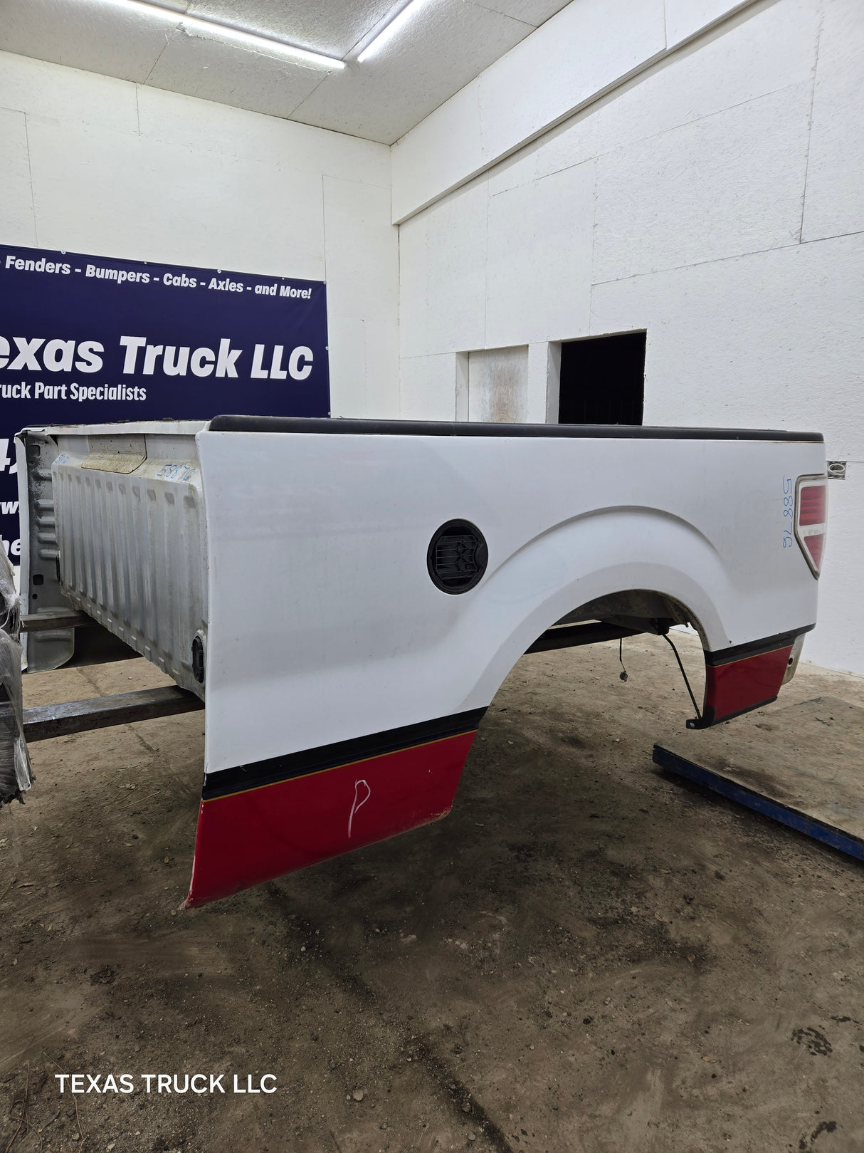 2009-2014 Ford F150 6' 6" Short Truck Bed