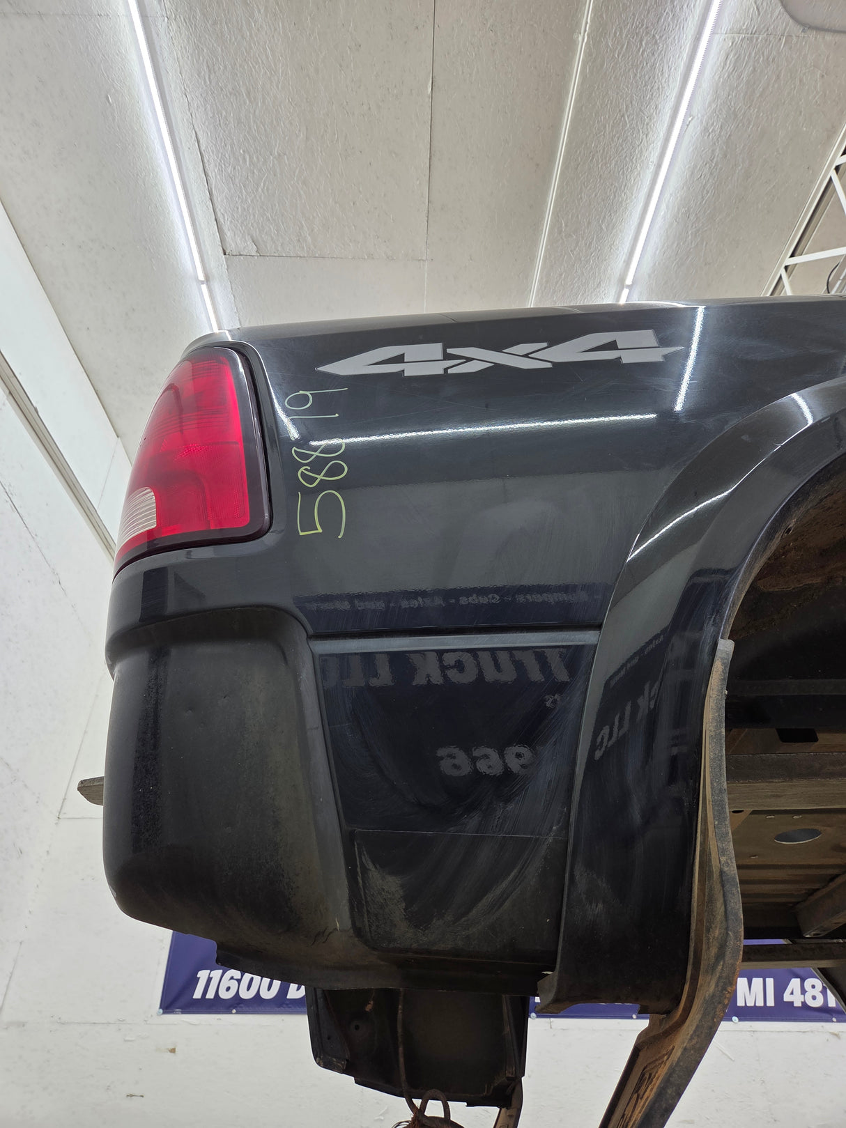2009-2018 Dodge Ram 4th Gen 1500 2500 3500 6' 4" Short Truck Bed