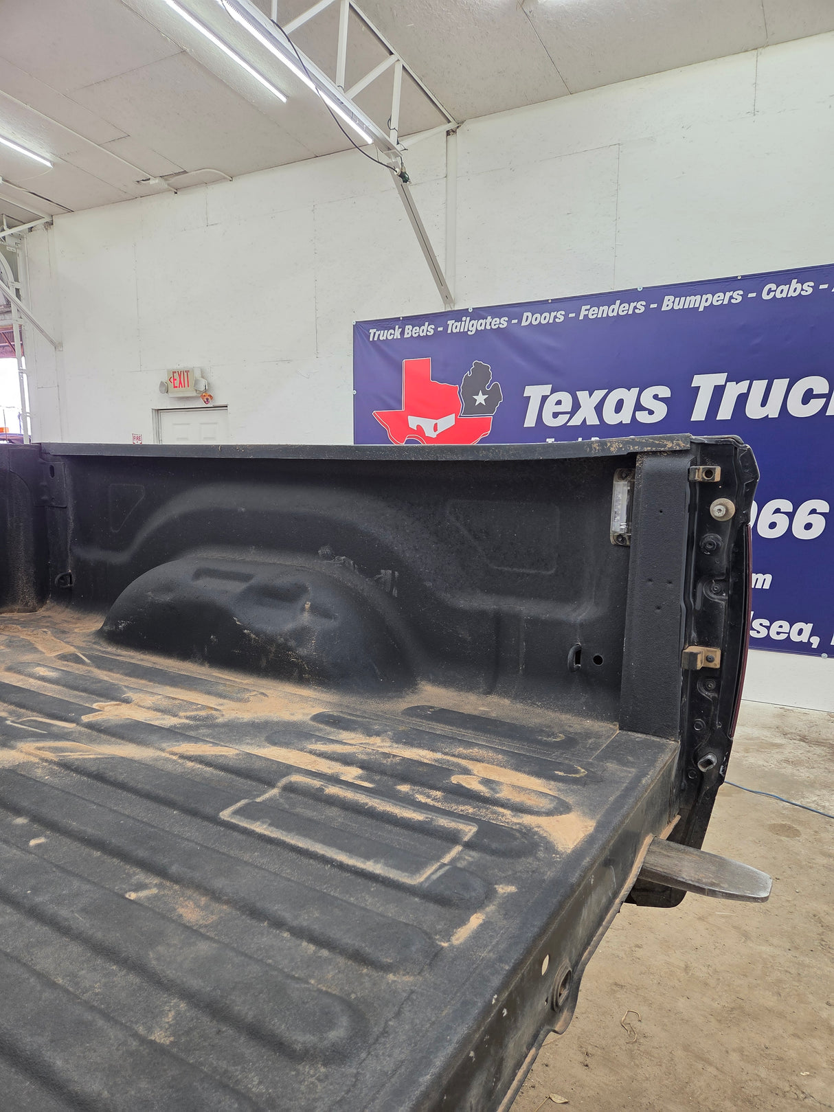 2009-2018 Dodge Ram 4th Gen 1500 2500 3500 6' 4" Short Truck Bed