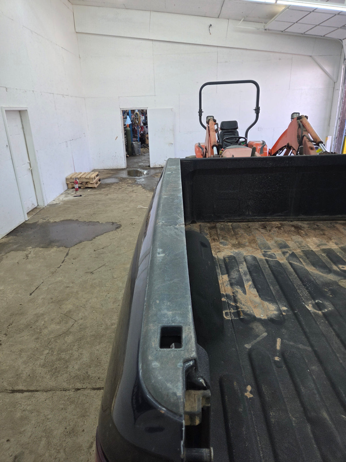 2009-2018 Dodge Ram 4th Gen 1500 2500 3500 6' 4" Short Truck Bed