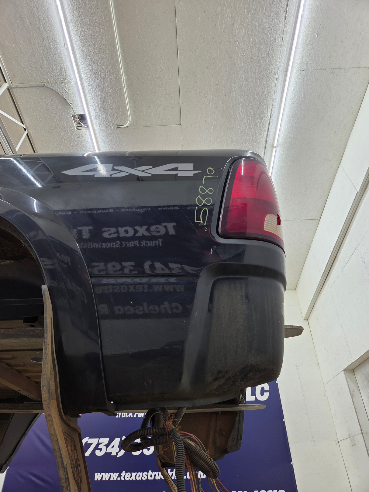 2009-2018 Dodge Ram 4th Gen 1500 2500 3500 6' 4" Short Truck Bed