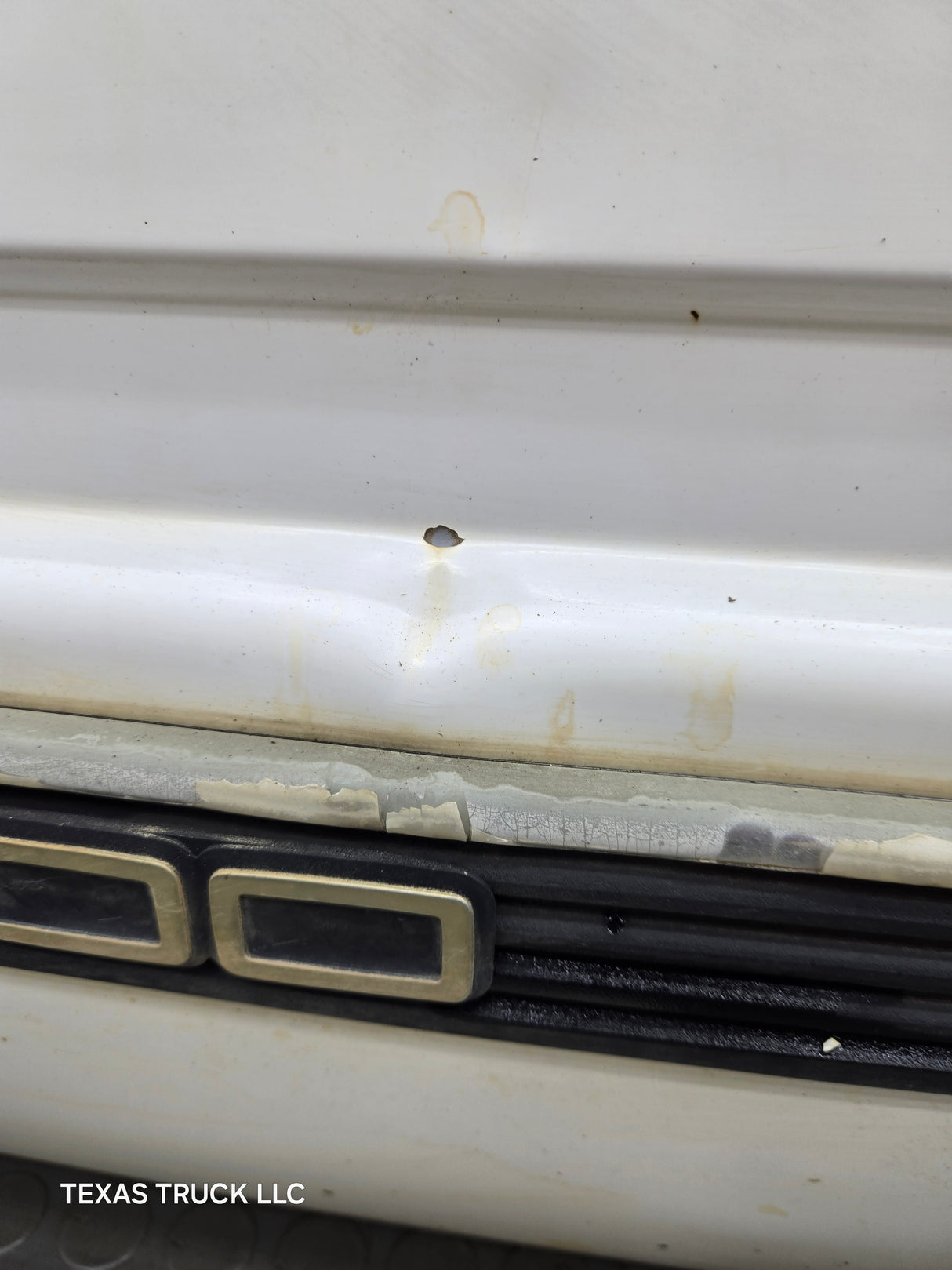 1988-2000 Chevrolet Silverado Suburban GMC Sierra LH Front Driver Side Door - White