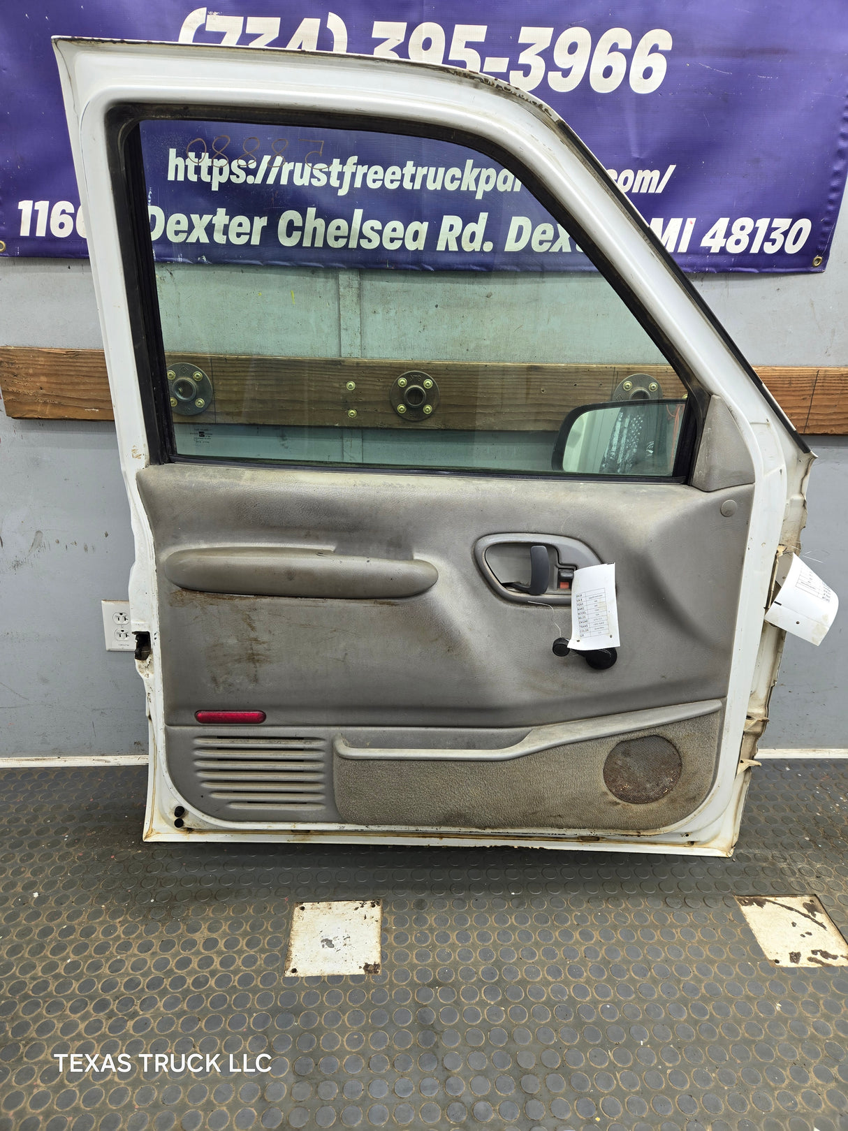 1988-2000 Chevrolet Silverado Suburban GMC Sierra LH Front Driver Side Door - White