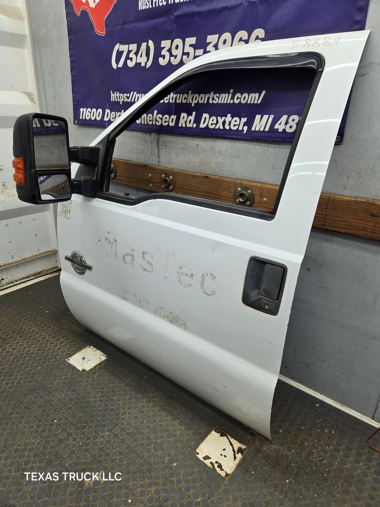 1999-2011 Ford Super Duty LH Driver Side Front Door F250 F350 F450 F550