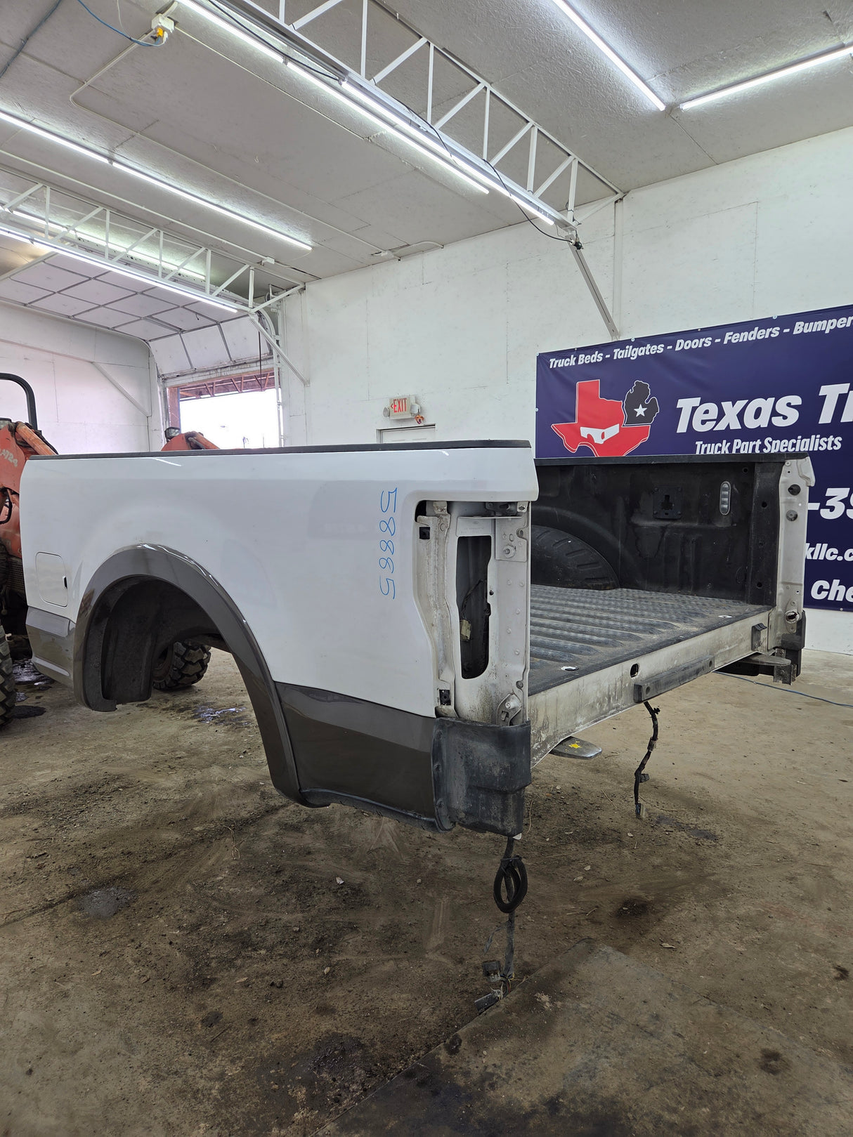 2017-2022 Ford F250 F350 Super Duty 6' 9" Short Truck Bed