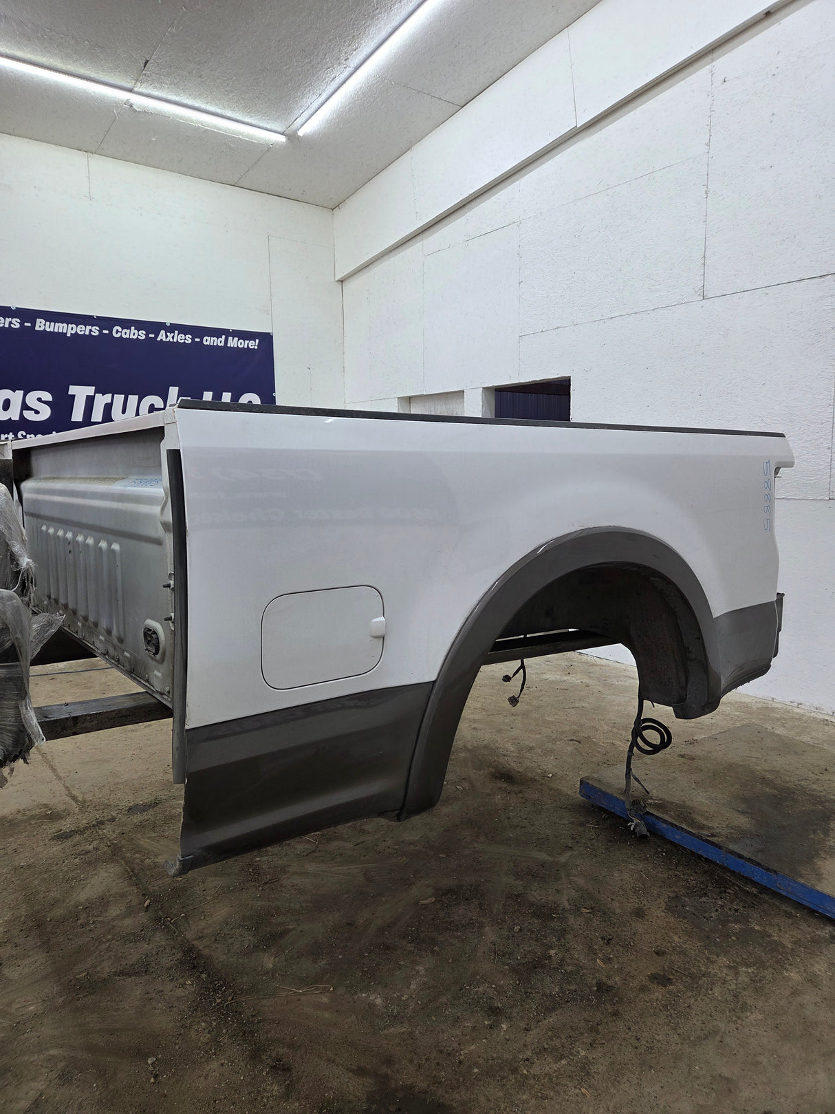 2017-2022 Ford F250 F350 Super Duty 6' 9" Short Truck Bed