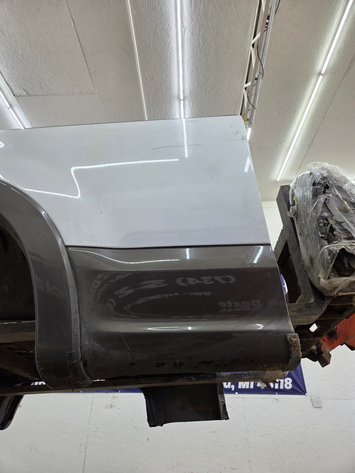 2017-2022 Ford F250 F350 Super Duty 6' 9" Short Truck Bed
