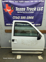 1988-2000 Chevrolet Silverado Suburban GMC Sierra RH Front Passenger Side Door