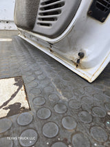 1988-2000 Chevrolet Silverado Suburban GMC Sierra RH Front Passenger Side Door