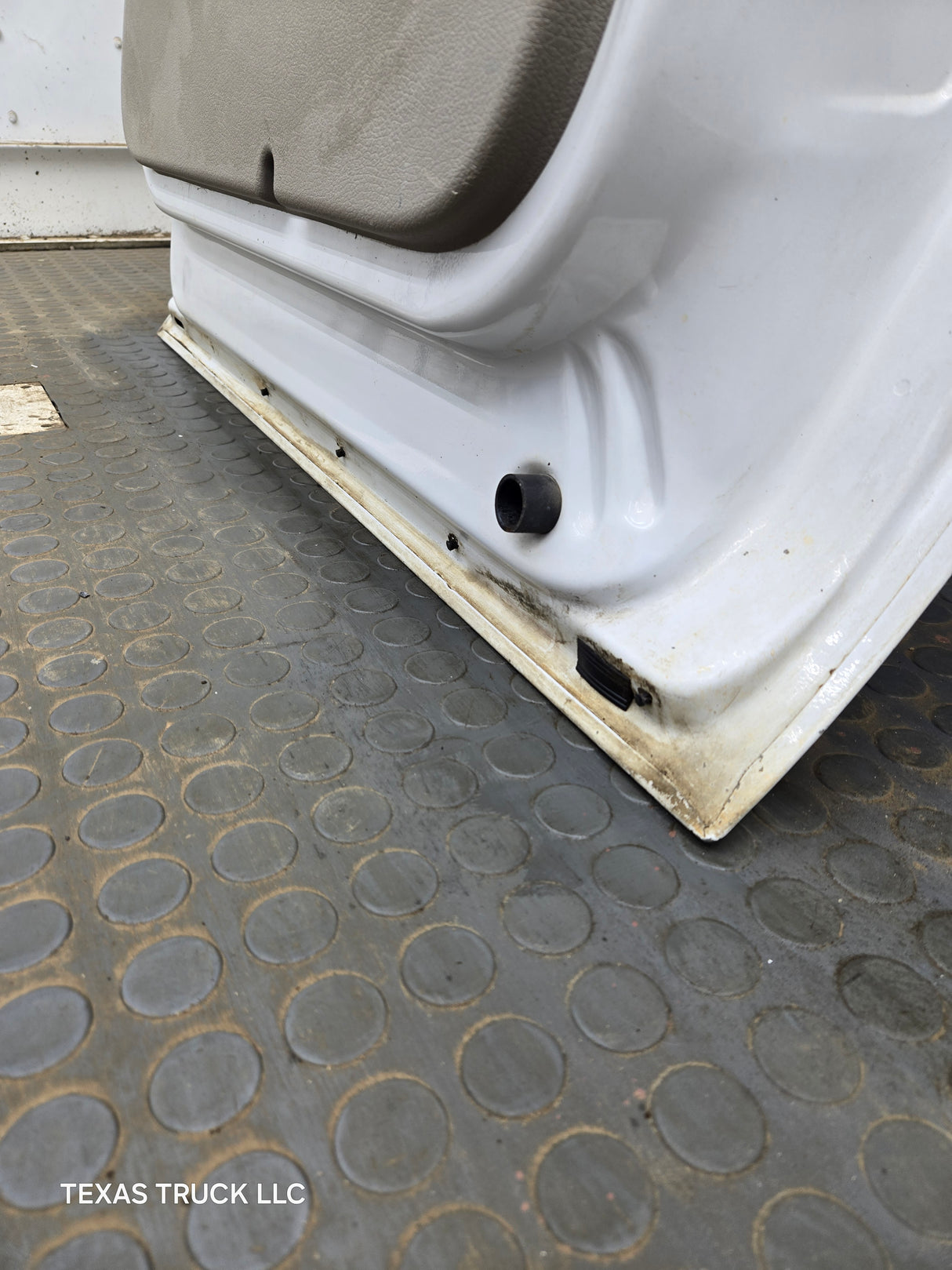 1999-2011 Ford Super Duty F250 F350 F450 F550 RH Crew Cab Passenger Side Rear Door