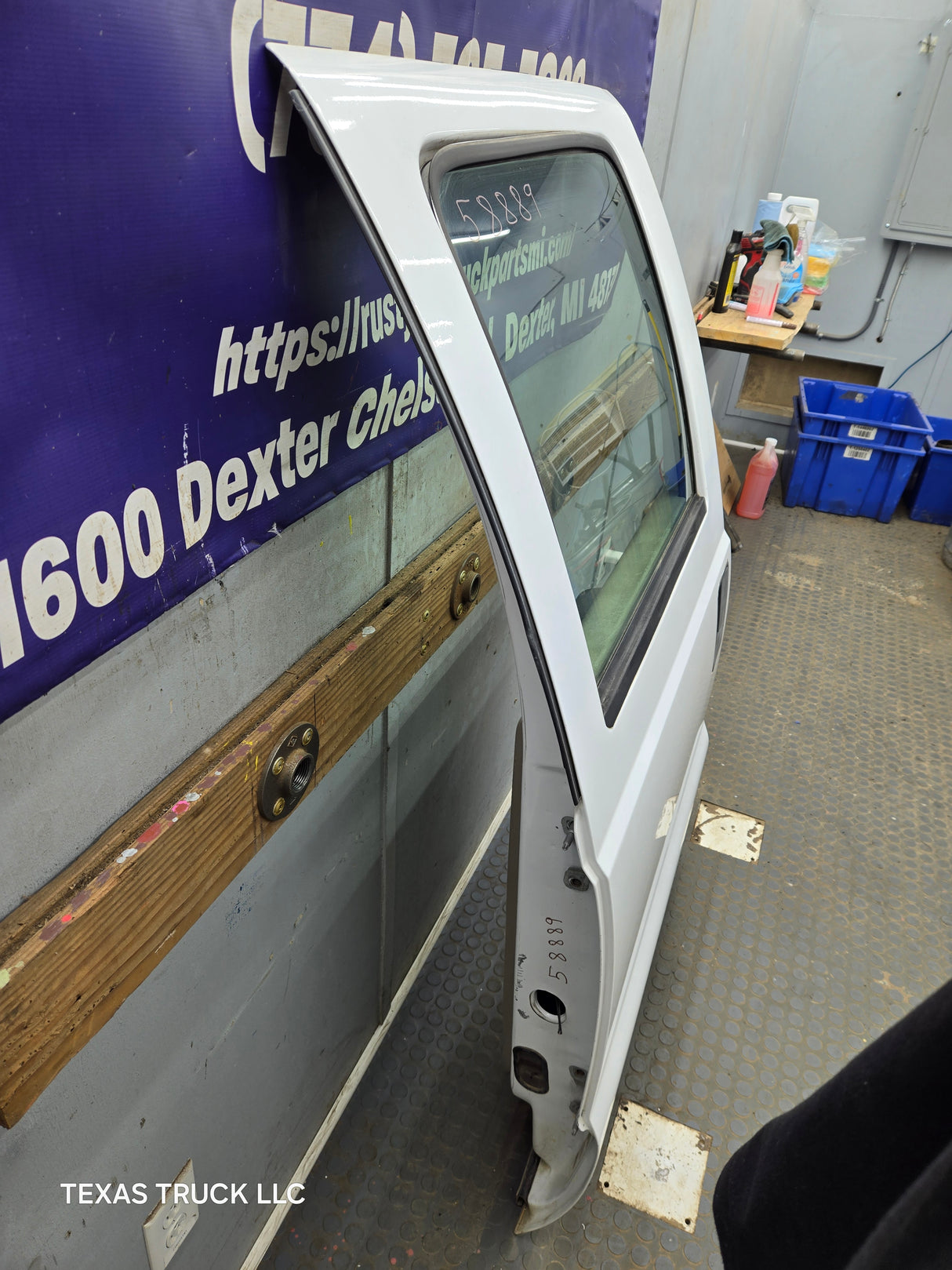 1999-2011 Ford Super Duty LH Driver Side Rear Crew Cab Door F250 F350 F450 F550