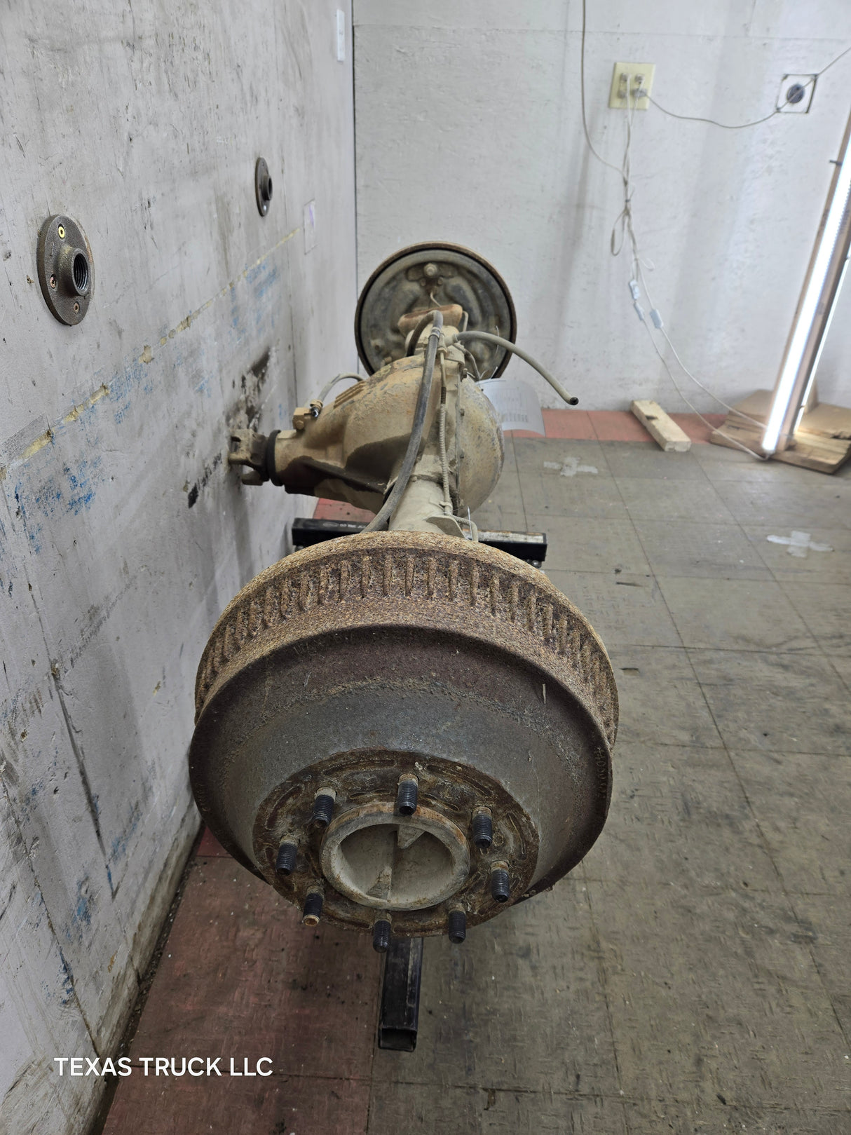 1998 Chevrolet Silverado / GMC Sierra 2500 3500 HD Rear Axle 3.73 Semi Floating