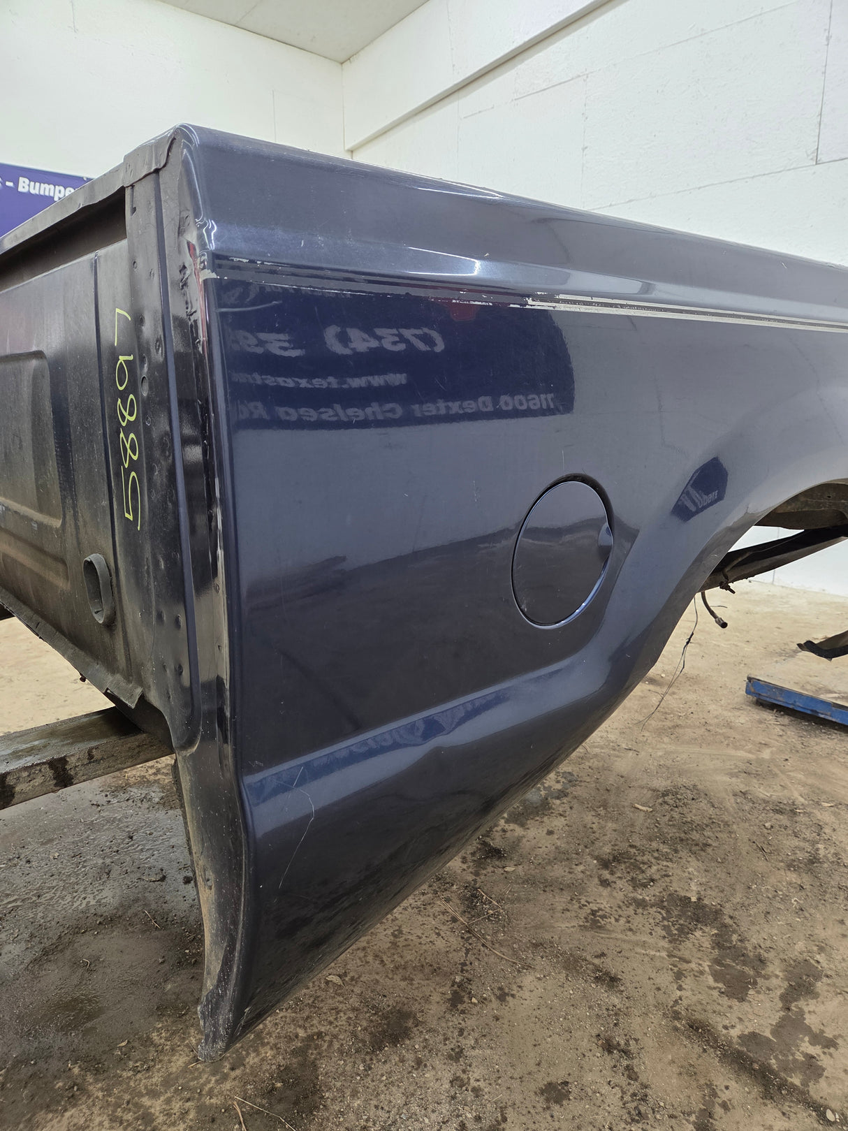 1999-2010 Ford Super Duty F250 F350 6' 9" Short Truck Bed