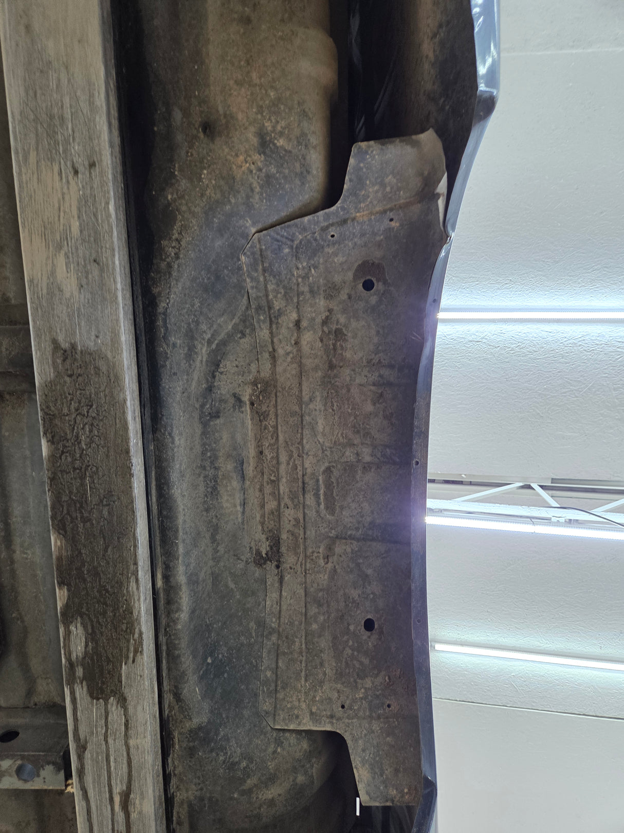 1999-2010 Ford Super Duty F250 F350 6' 9" Short Truck Bed