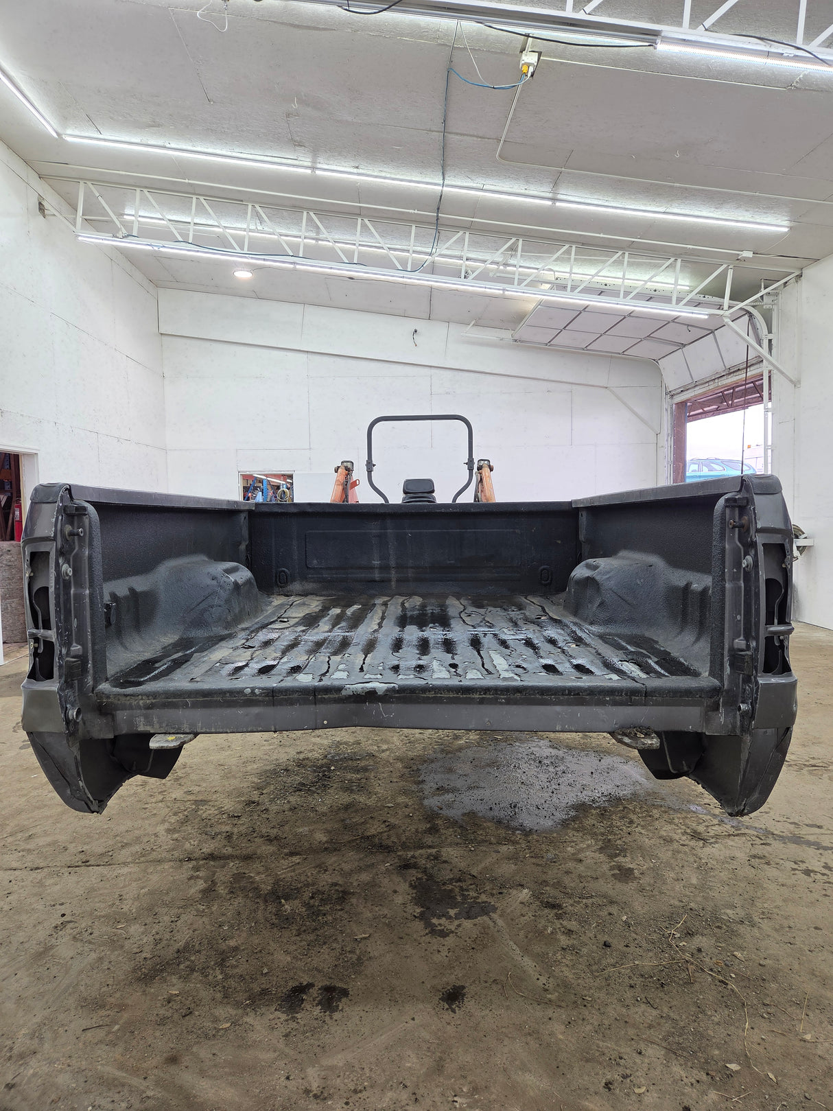 1999-2010 Ford Super Duty F250 F350 6' 9" Short Truck Bed