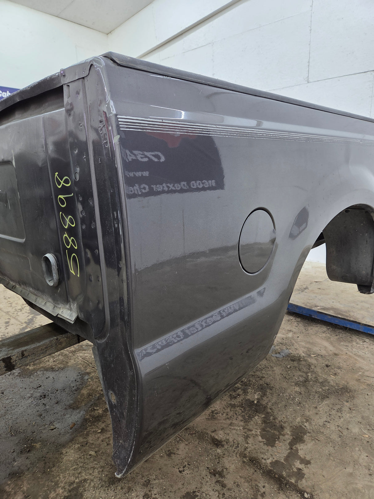 1999-2010 Ford Super Duty F250 F350 6' 9" Short Truck Bed