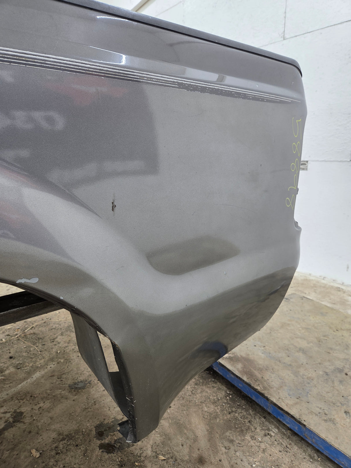 1999-2010 Ford Super Duty F250 F350 6' 9" Short Truck Bed