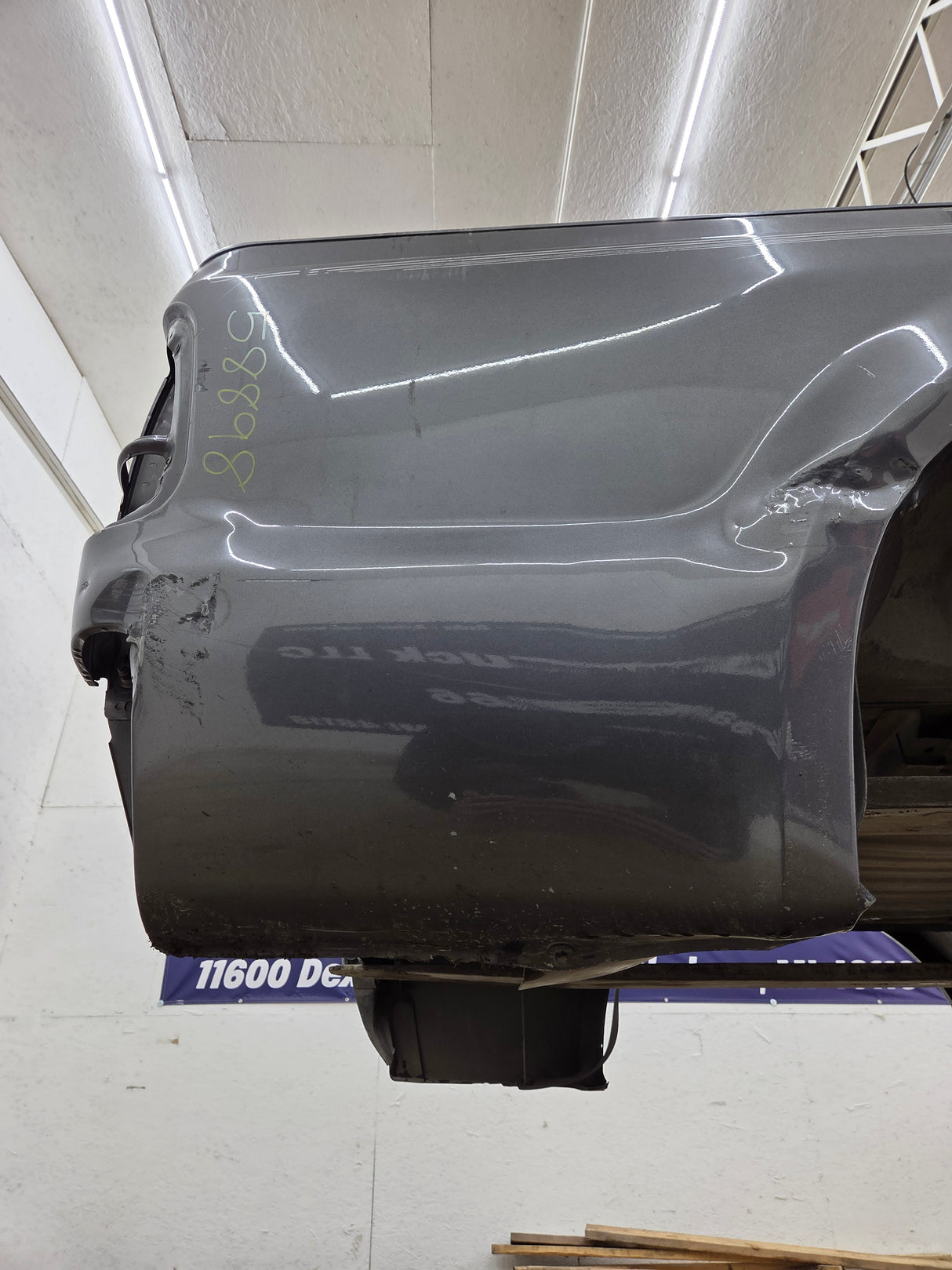 1999-2010 Ford Super Duty F250 F350 6' 9" Short Truck Bed