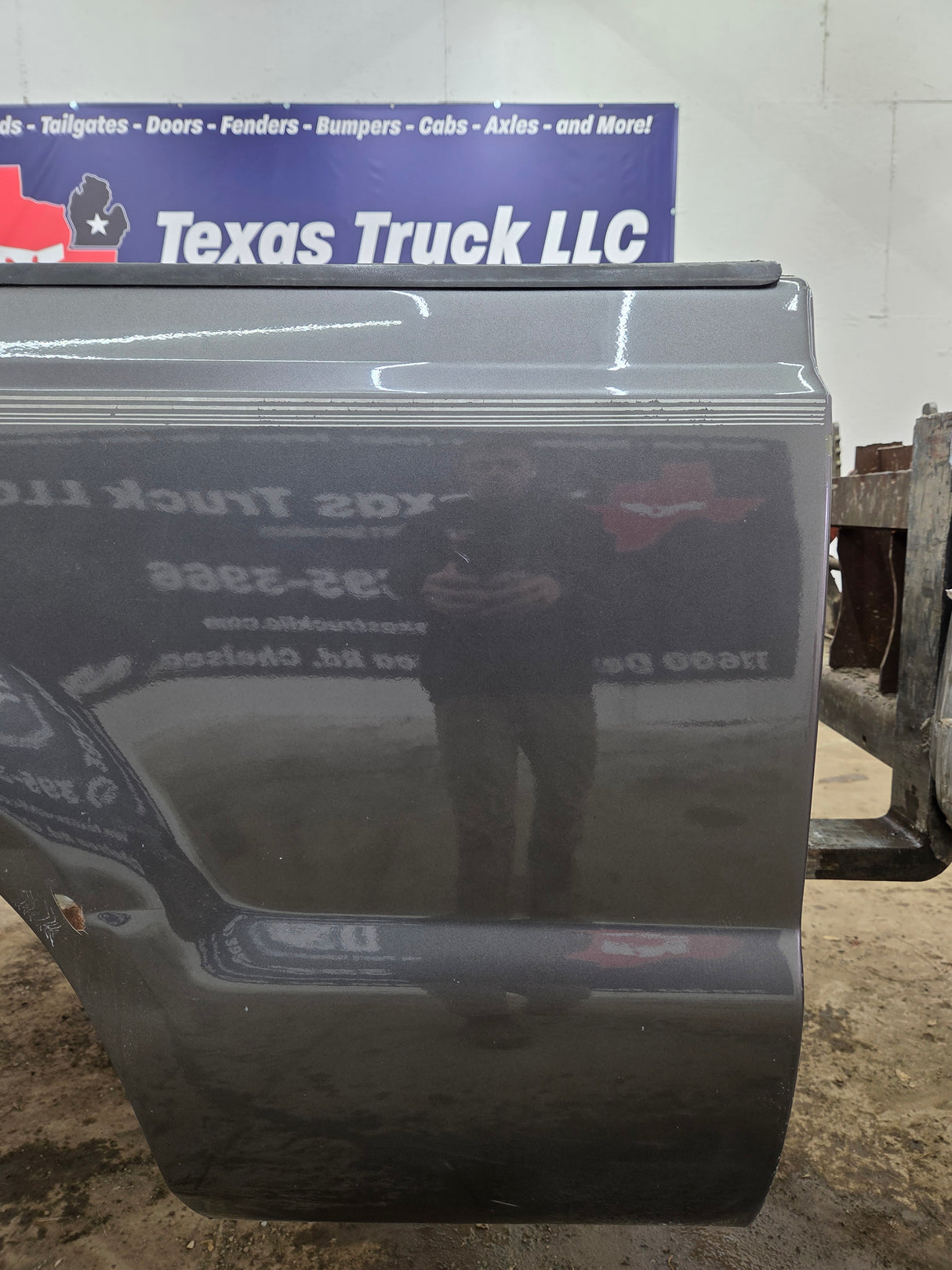 1999-2010 Ford Super Duty F250 F350 6' 9" Short Truck Bed