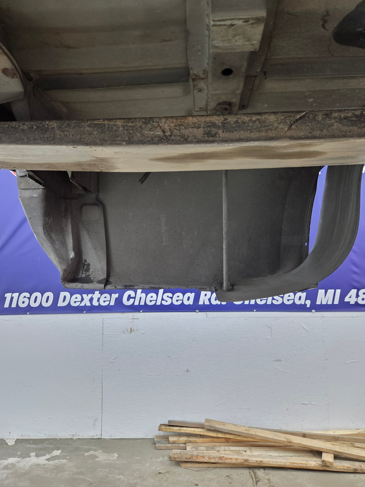 1999-2010 Ford Super Duty F250 F350 6' 9" Short Truck Bed