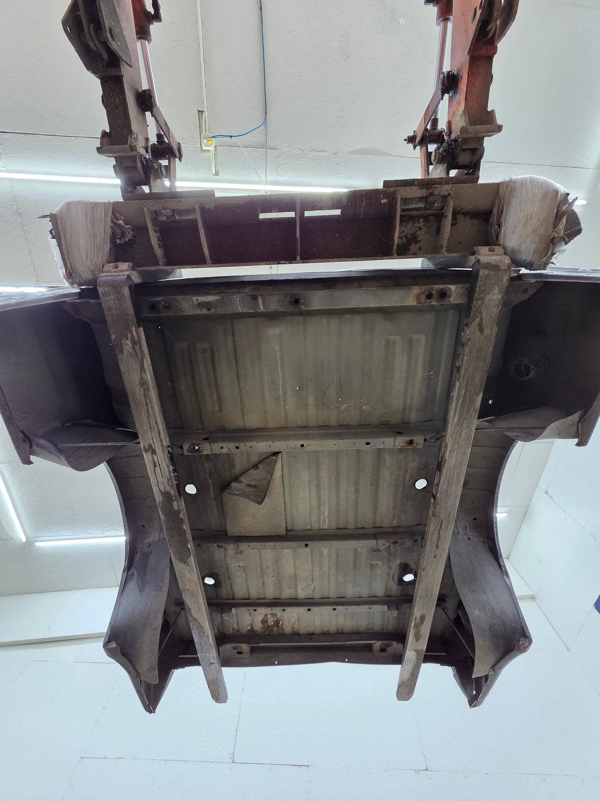 1999-2010 Ford Super Duty F250 F350 6' 9" Short Truck Bed